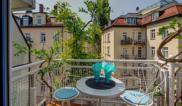 フラット 部屋数 2 部屋 | München-Schwabing | 70434 | ...mit Balkon und...