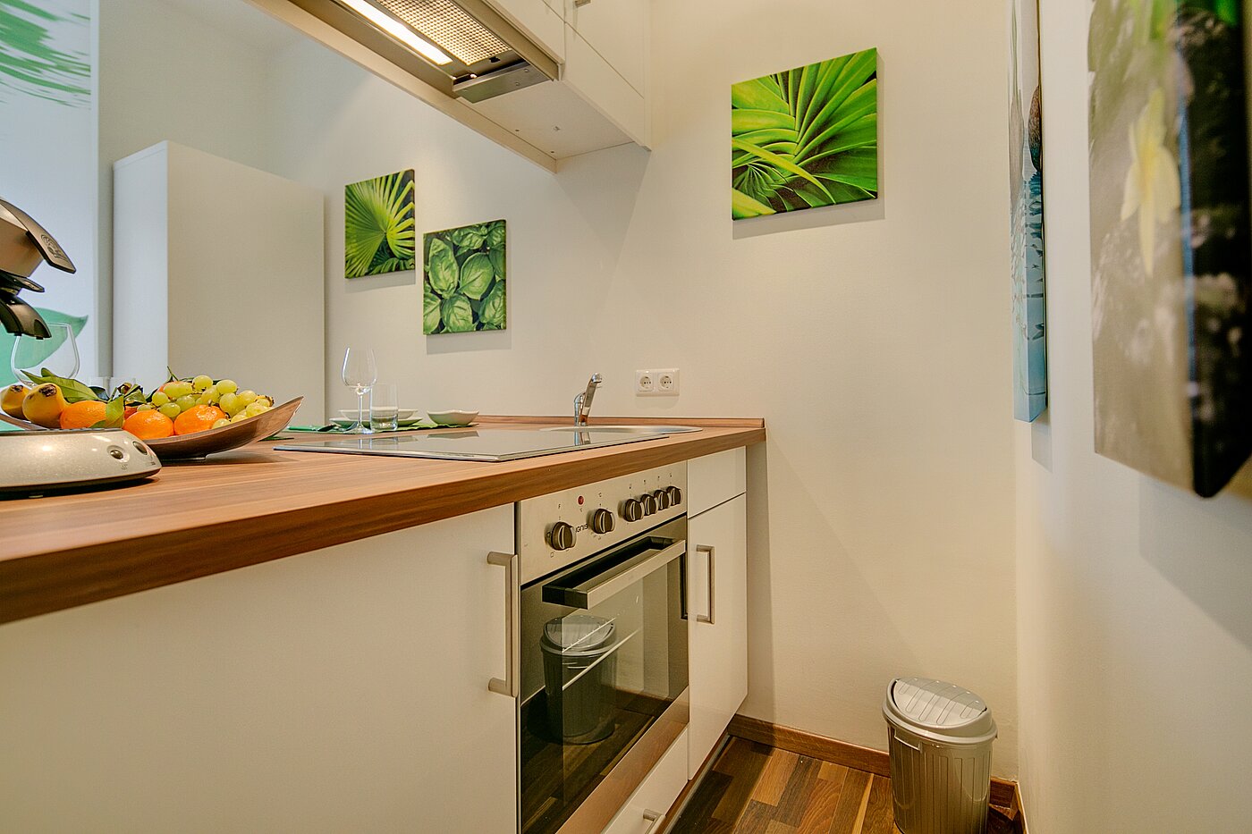 フラット 部屋数 4 部屋 | München-Neuhausen | 70471 | ... funktional eingerichtet