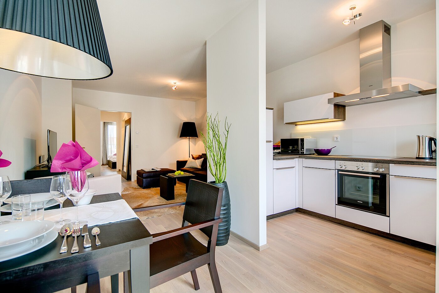 フラット 部屋数 2 部屋 | München-Maxvorstadt | 70023 | Geschmackvolle Küche...