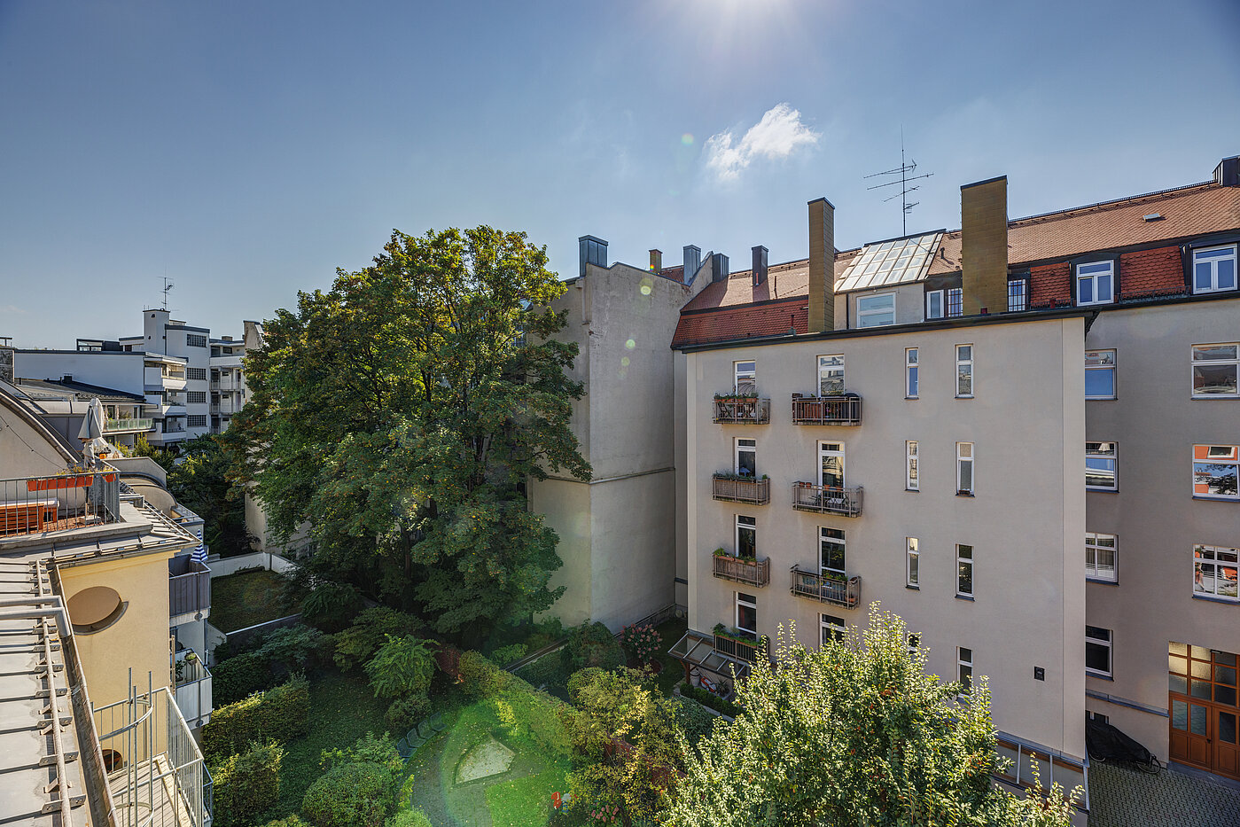 フラット 部屋数 1 部屋 | München-Schwabing | 70449 | Blick von der Terrasse...