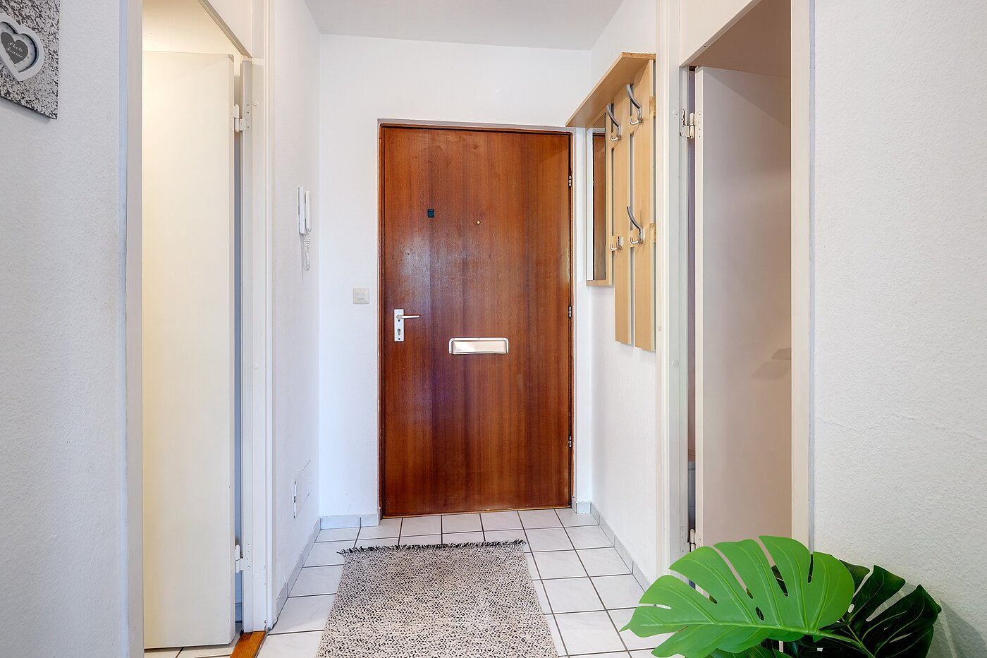 フラット 部屋数 2 部屋 | München-Sendling-Westpark | 2204ML2 | Flur mit Blickrichtung zum Eingang