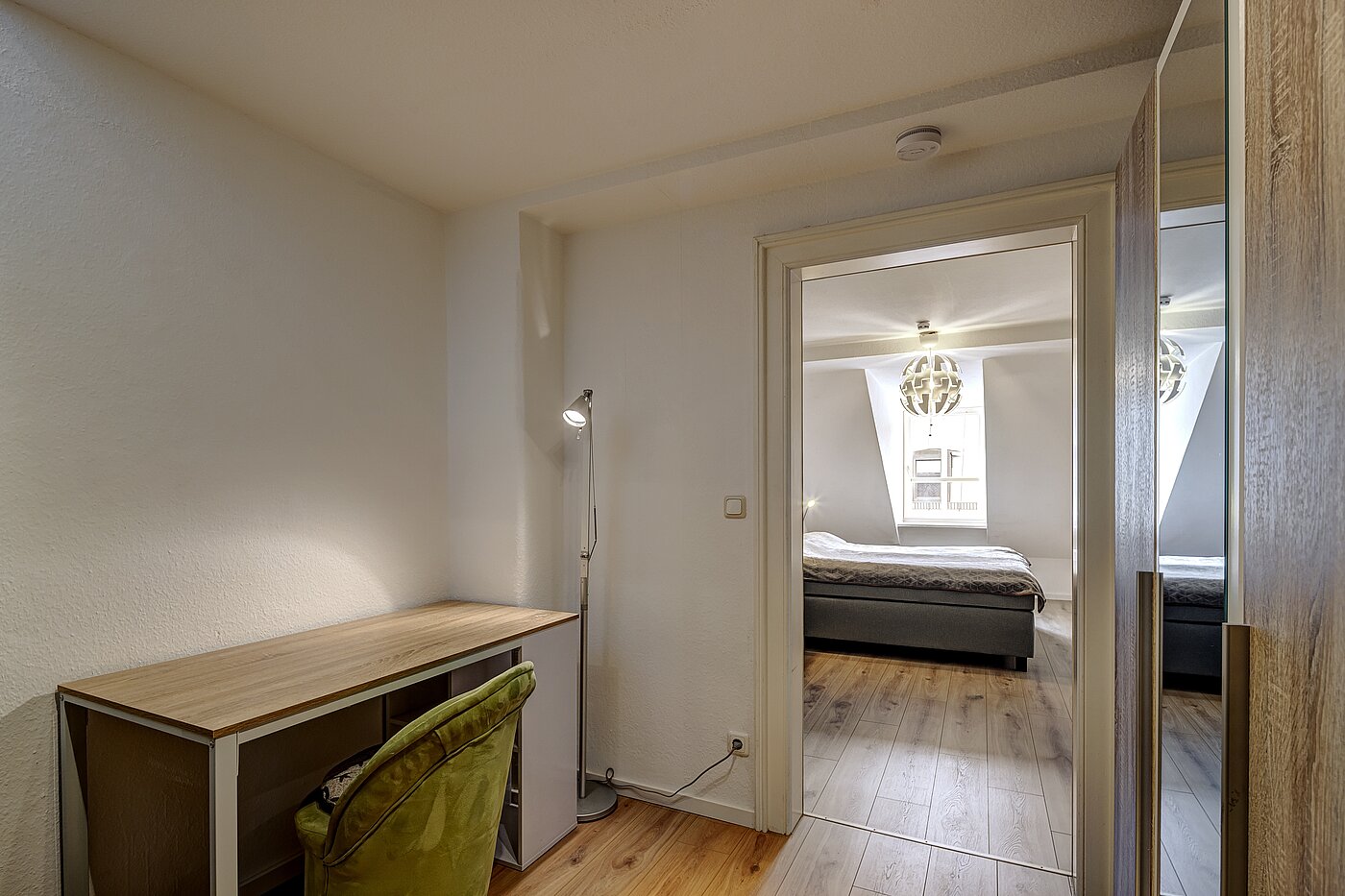 アティック・フラット（屋根裏） 部屋数 4.5 部屋 | München-Ludwigsvorstadt | 70461 | Diele 3