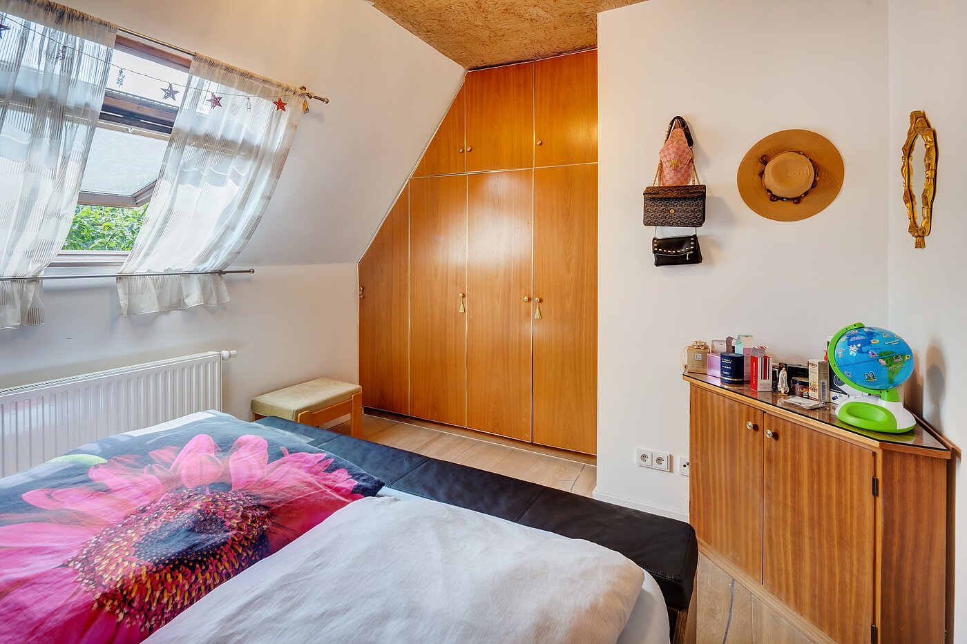一戸建て 部屋数 8 部屋 | 70229 | ...mit Staufläche