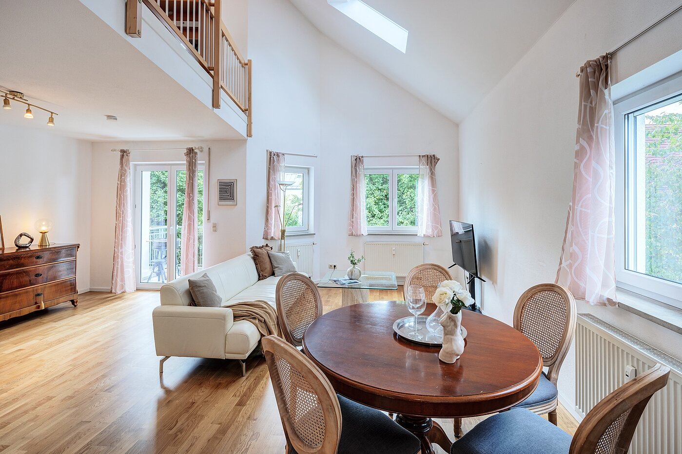 メゾネット・マンション（複数階にわたるマンション） 部屋数 3.5 部屋 | München-Trudering | 70238 | Hell und großzügig