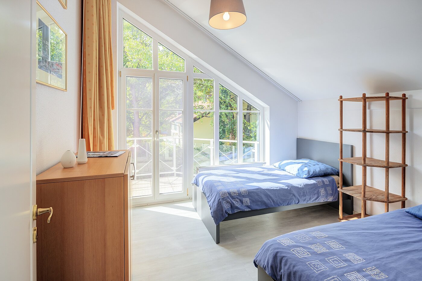 セミ・デタッチド・ハウス（一戸建てを二つに分けた家屋） 部屋数 5 部屋 | München-Trudering | 70269 | Kinderzimmer