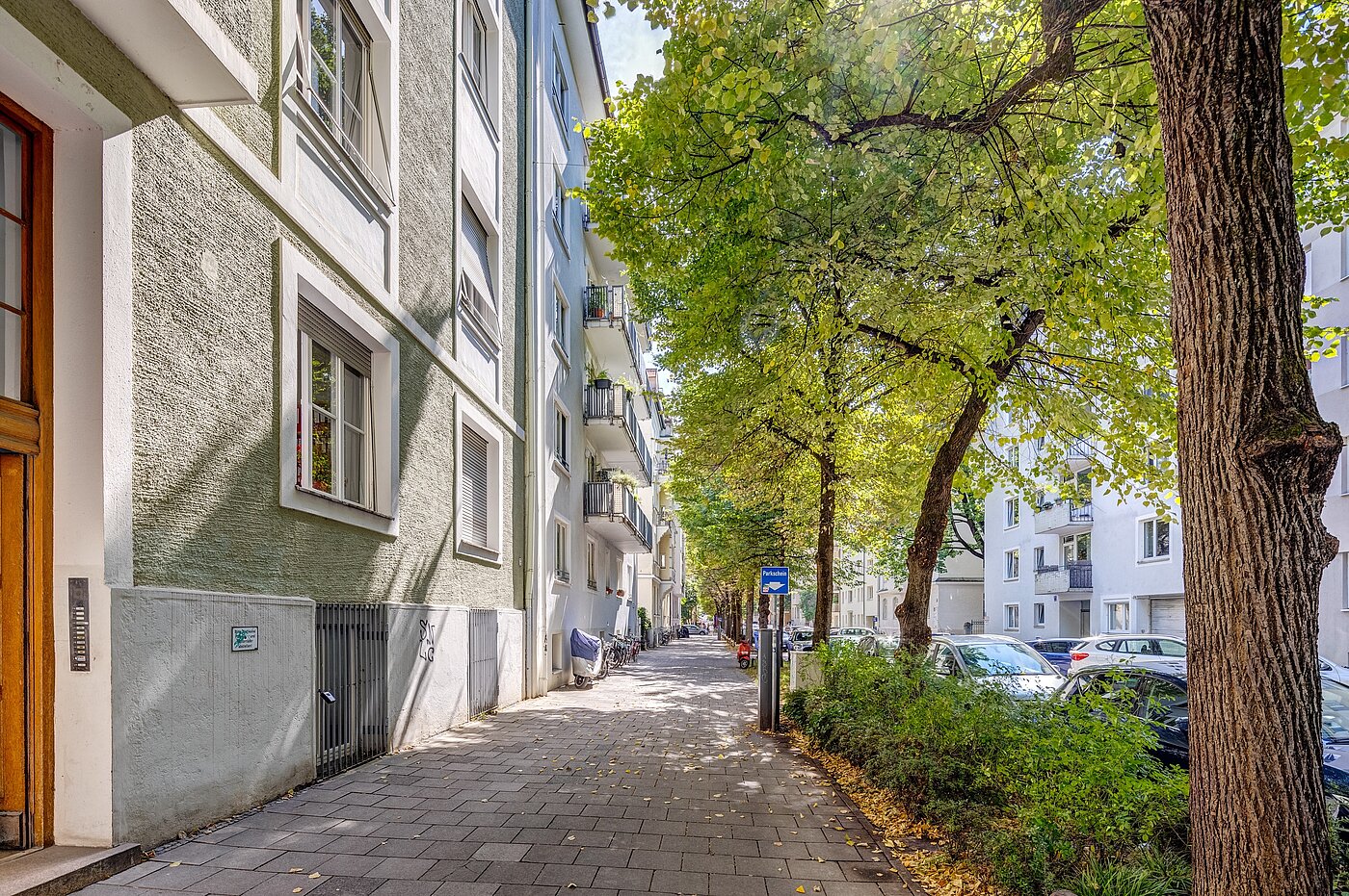 フラット 部屋数 3 部屋 | München-Schwabing | 2212ML1 | ...viel Grün im Sommer