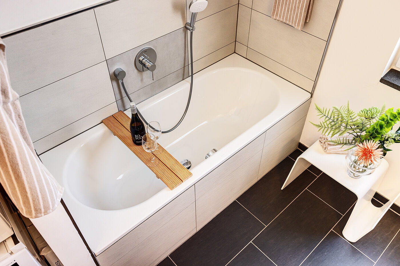 Penthouse 部屋数 2 部屋 | München-Bogenhausen | 70385 | ...mit Badewanne und ...