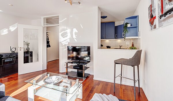 フラット 部屋数 3 部屋 | München-Schwabing | 2202ML12 | ...Ausstattung...