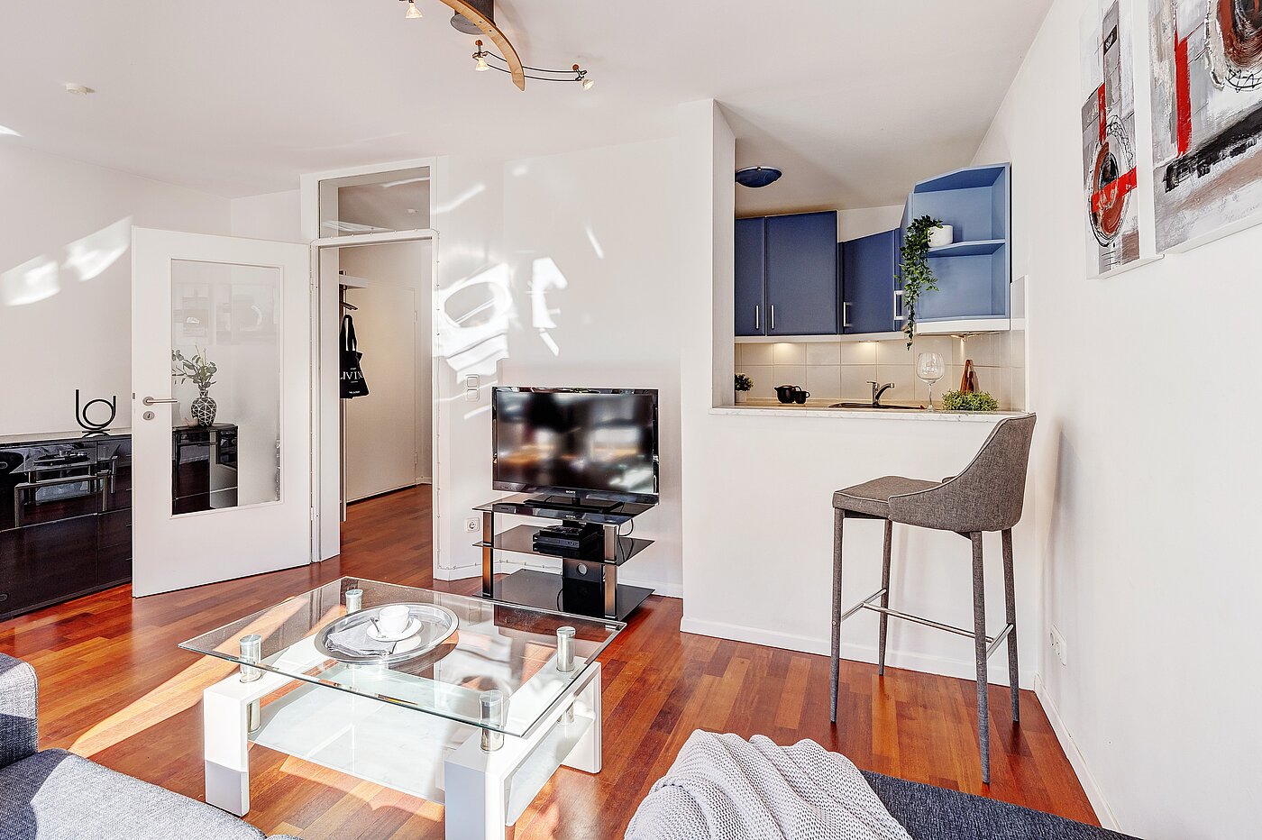 フラット 部屋数 3 部屋 | München-Schwabing | 2202ML12 | ...Ausstattung...