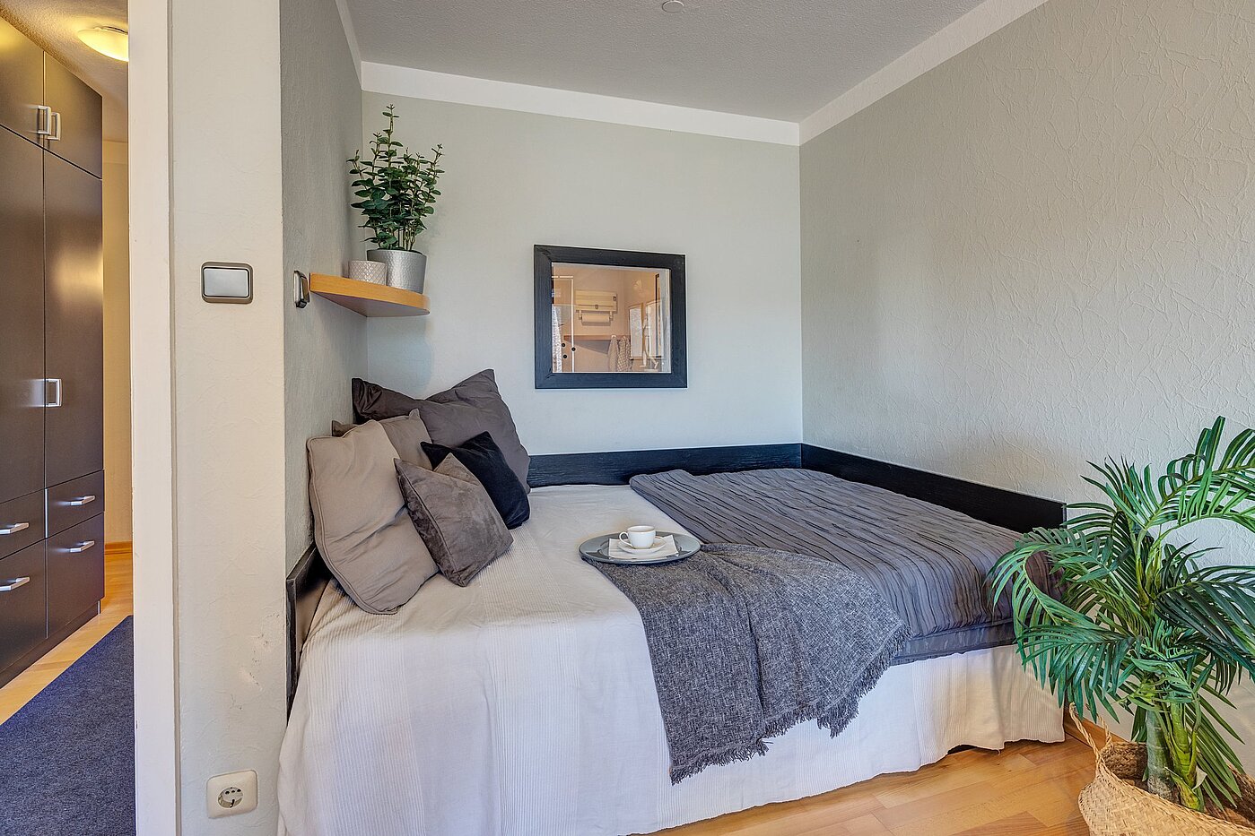 フラット 部屋数 1 部屋 | München-Schwabing | 2109ML1 | ...mit Schlafnische...