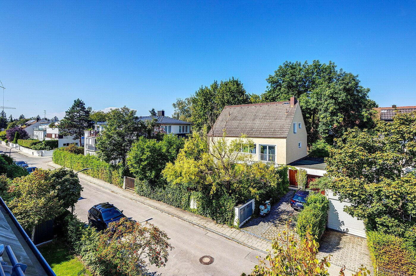 メゾネット・マンション（複数階にわたるマンション） 部屋数 4 部屋 | München-Obermenzing | 701553 | ...mit viel Grün