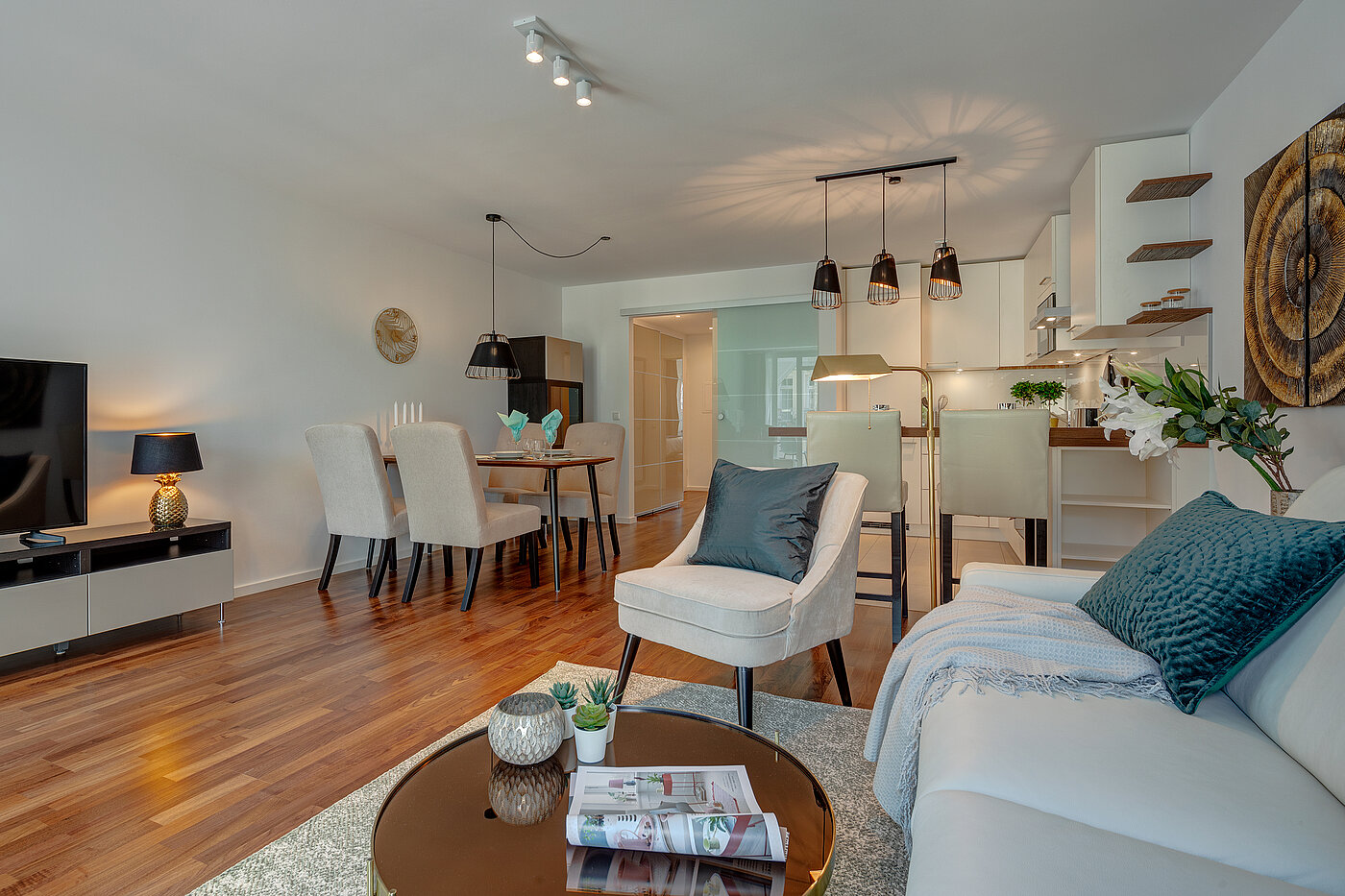 フラット 部屋数 2 部屋 | München-Schwabing | 70434 | Exklusiv und...