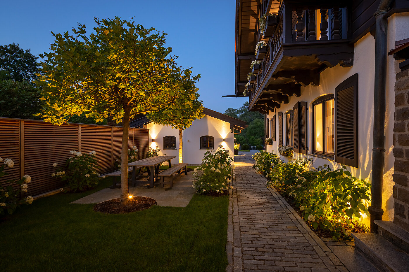 特別物件 部屋数 15 部屋 | Bad Wiessee | 701592 | Chalet II Innenhof
