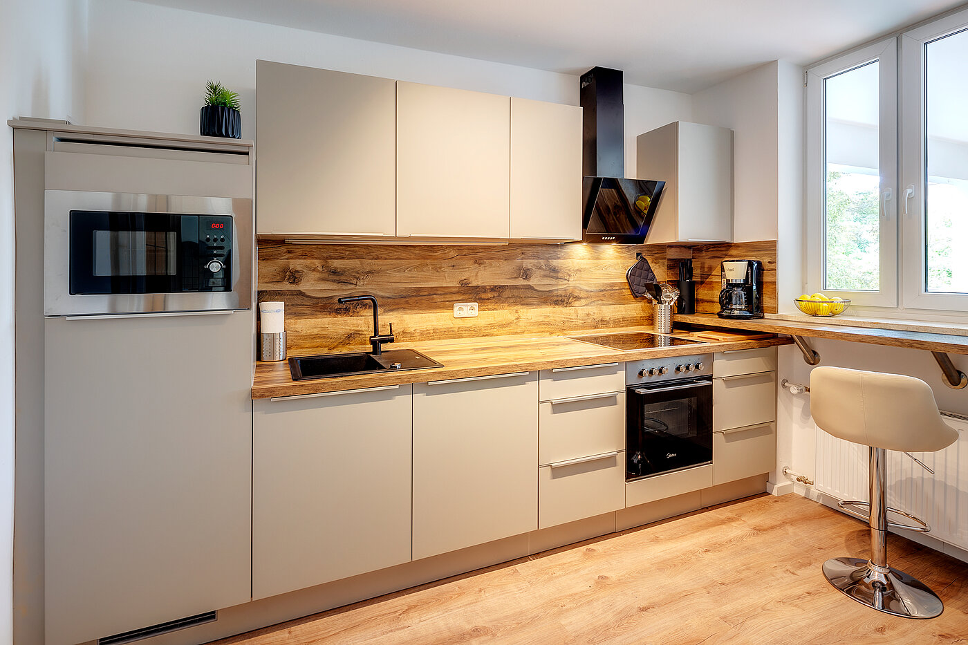 フラット 部屋数 3 部屋 | Unterhaching | 70421 | Geschmackvolle Küche...