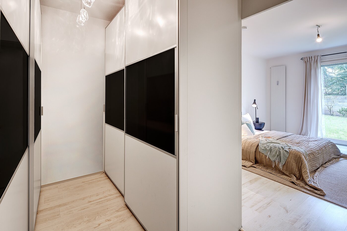 フラット 部屋数 2.5 部屋 | München-Harlaching | 70018 | ...Einbauschränken zum...