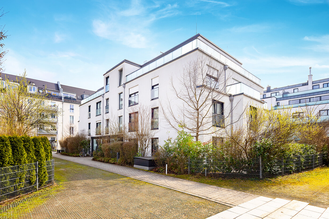 Penthouse 部屋数 2 部屋 | München-Bogenhausen | 70385 | Hausansicht mit...