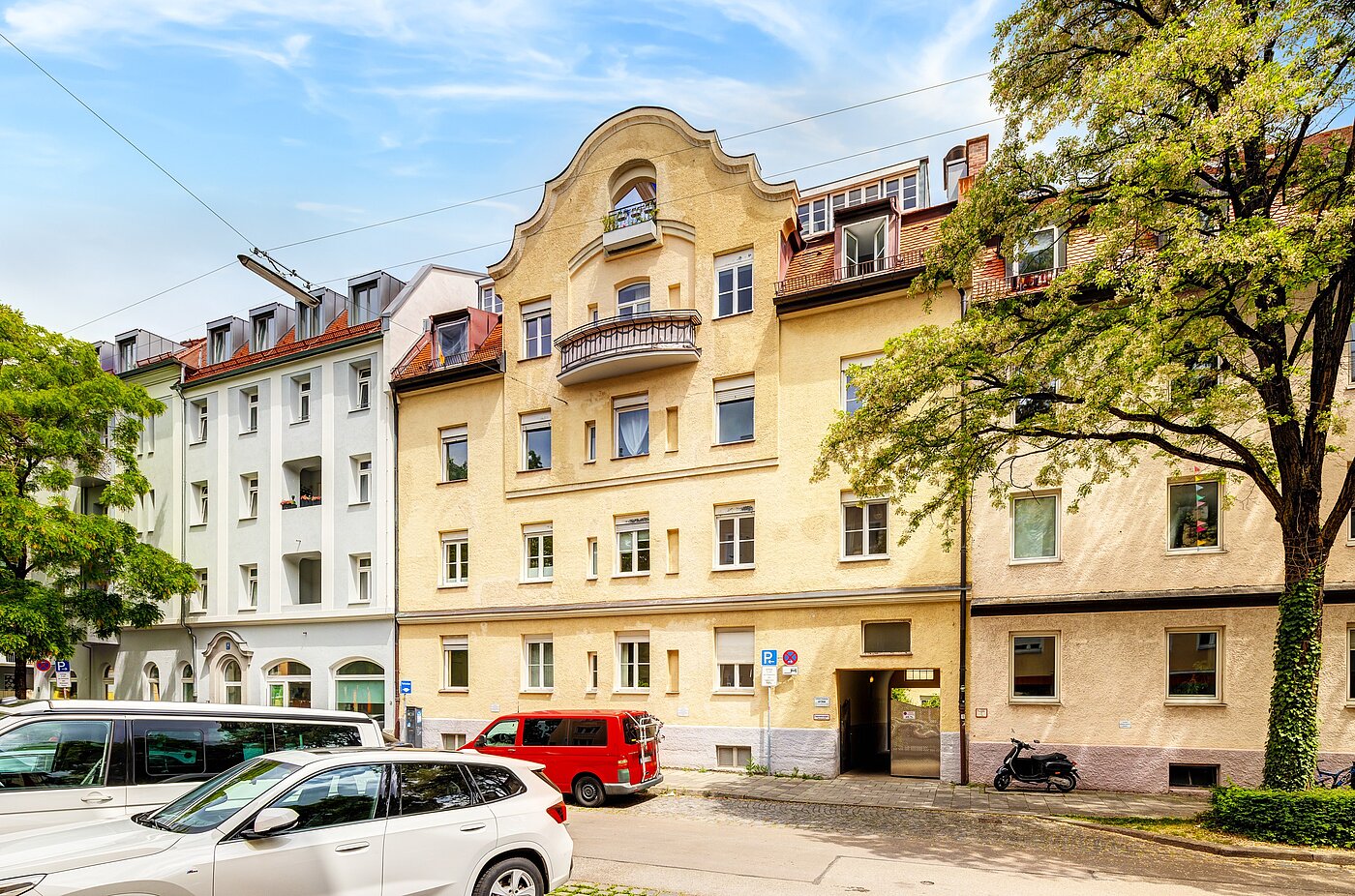 フラット 部屋数 1 部屋 | München-Neuhausen | 70235 | Ansicht von der Straße aus