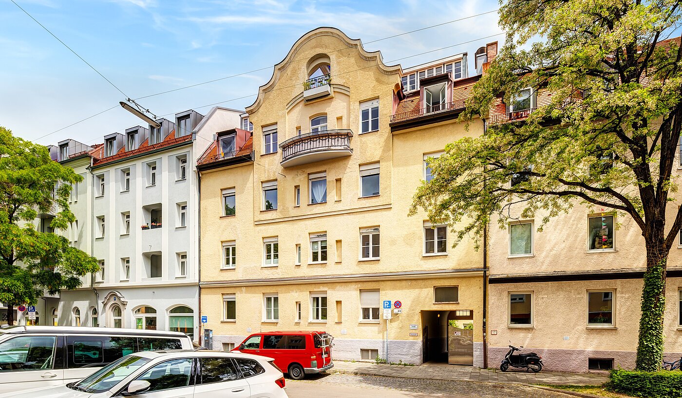 フラット 部屋数 1 部屋 | München-Neuhausen | 70235 | Ansicht von der Straße aus