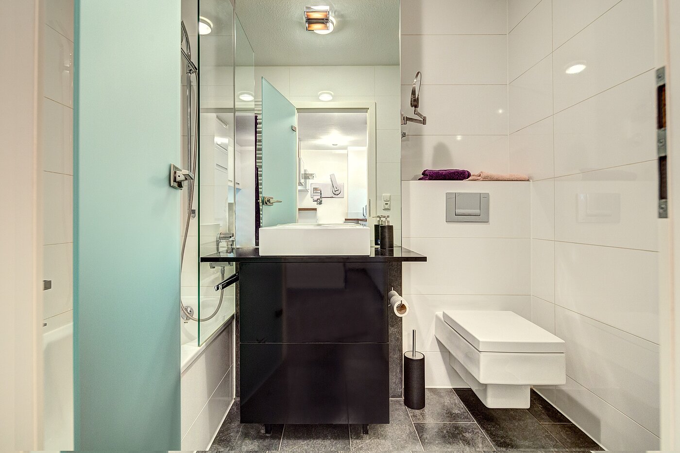 フラット 部屋数 1 部屋 | München-Schwabing | 2207ML10 | Bad mit Badewanne