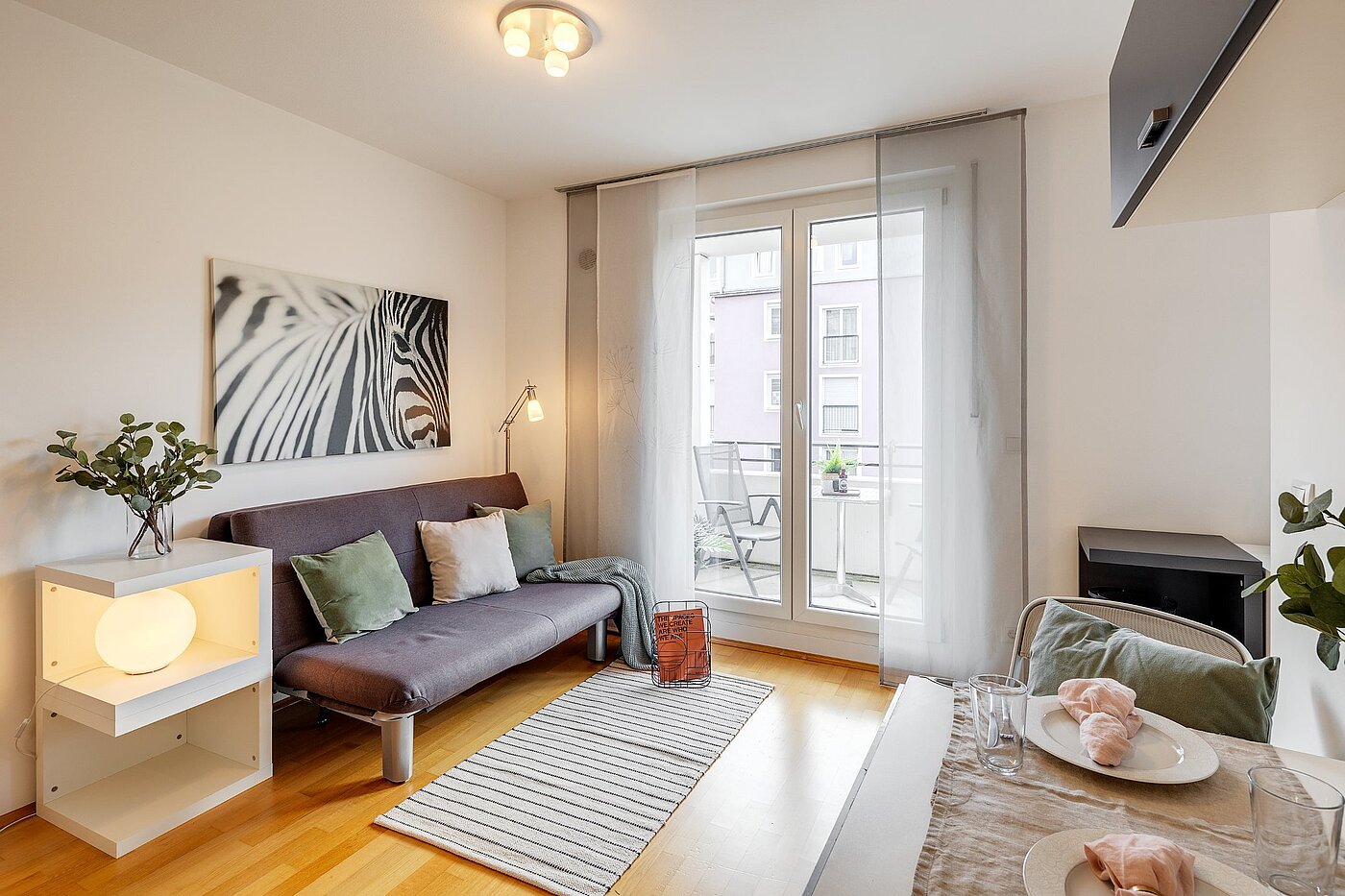 フラット 部屋数 1 部屋 | München-Pasing | 2108ML2 | Wohnbereich mit kl. Gästebett