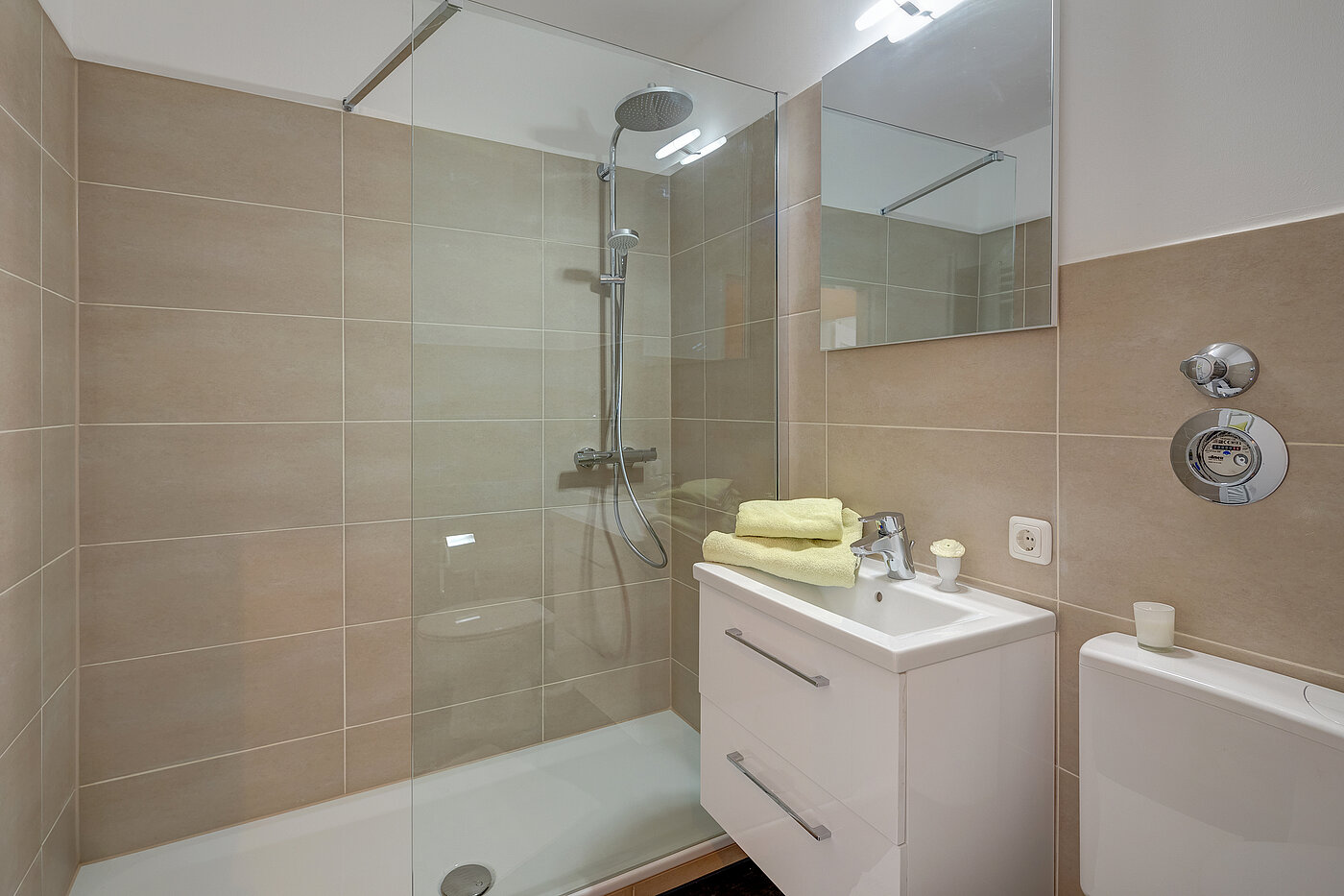 フラット 部屋数 1 部屋 | München-Haidhausen | 70312 | Bad