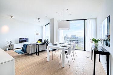 FRIENDS TOWER - ライフスタイルとともに生きる