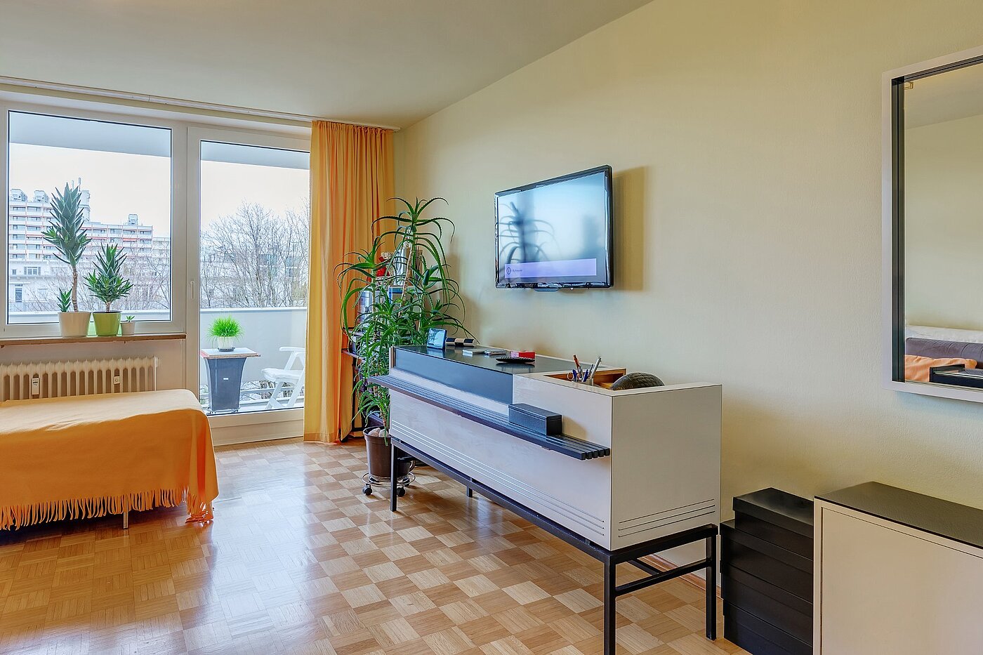 フラット 部屋数 3 部屋 | München-Schwabing | 1912ML4 | Helles Wohnzimmer...