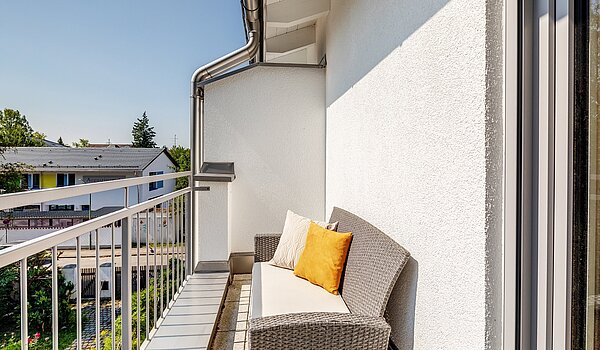 セミ・デタッチド・ハウス（一戸建てを二つに分けた家屋） 部屋数 6 部屋 | München-Pasing | 2007ML5 | ...Zugang zur Dachterrasse