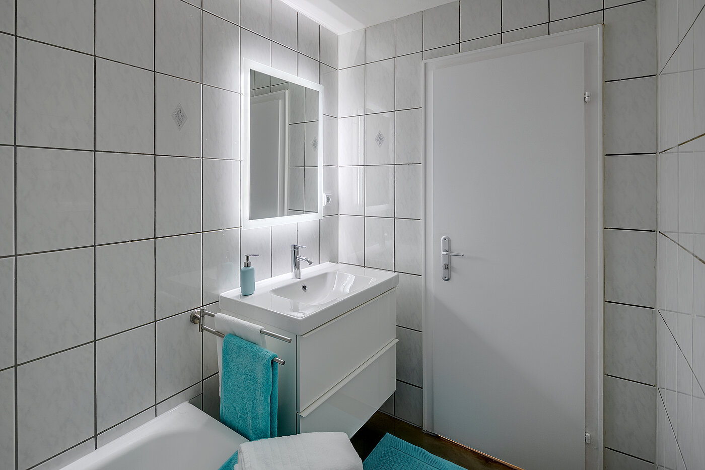 フラット 部屋数 1 部屋 | München-Obergiesing | 70420 | Weiß gefliest