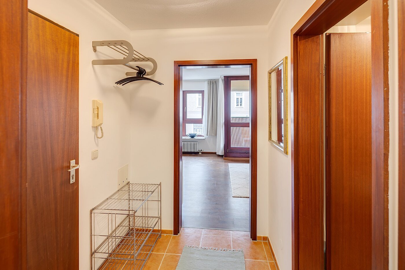 フラット 部屋数 2 部屋 | München-Neuhausen | 2012ML5 | Eingangsbereich