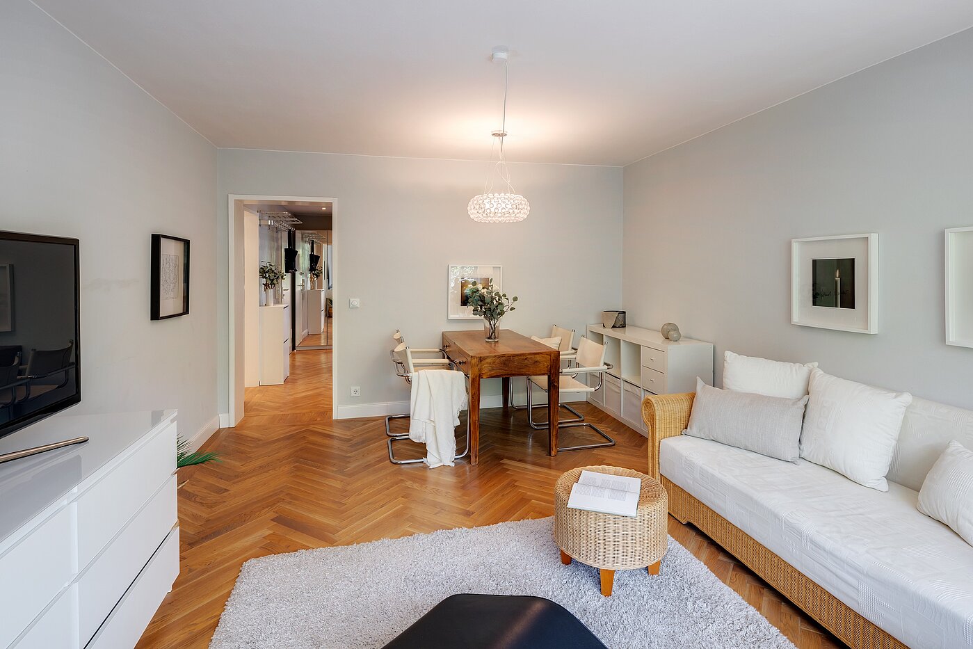 フラット 部屋数 2 部屋 | München-Thalkirchen | 2204ML5 | ...mit Vintage-Design-Klassikern
