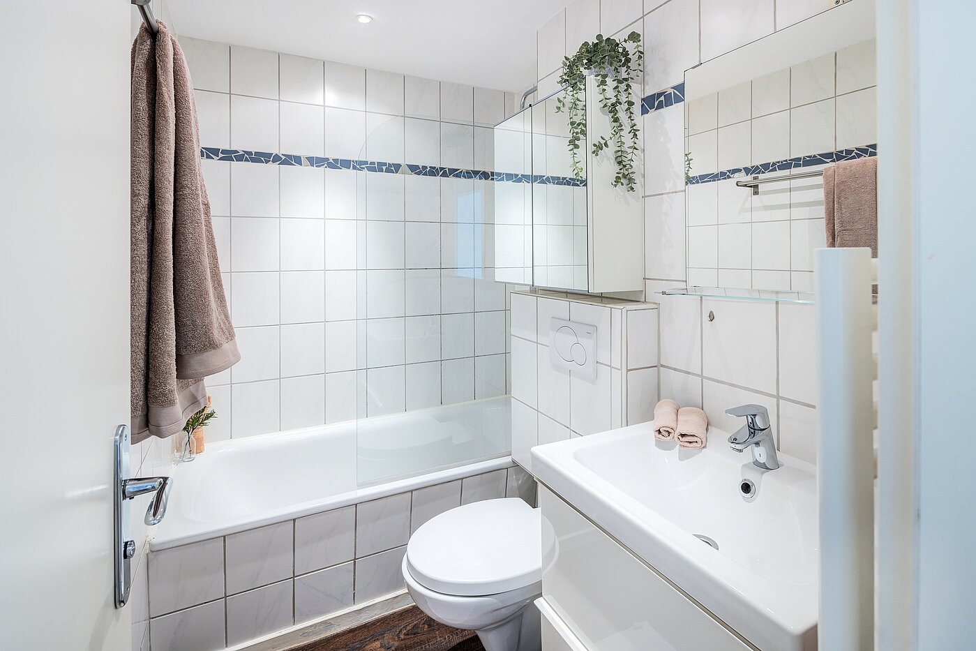 フラット 部屋数 1 部屋 | München-Neuhausen | 702271 | Komfortables Bad...