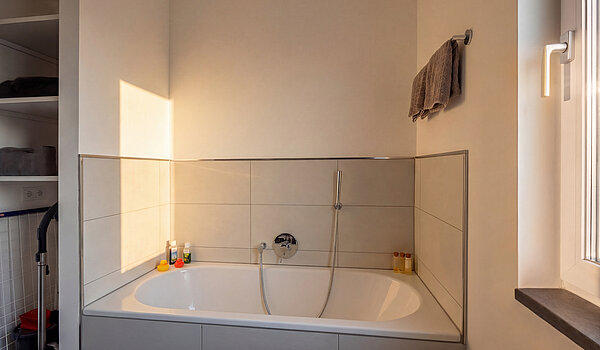 Penthouse 部屋数 2 部屋 | München-Bogenhausen | 70385 | ...Badewanne...