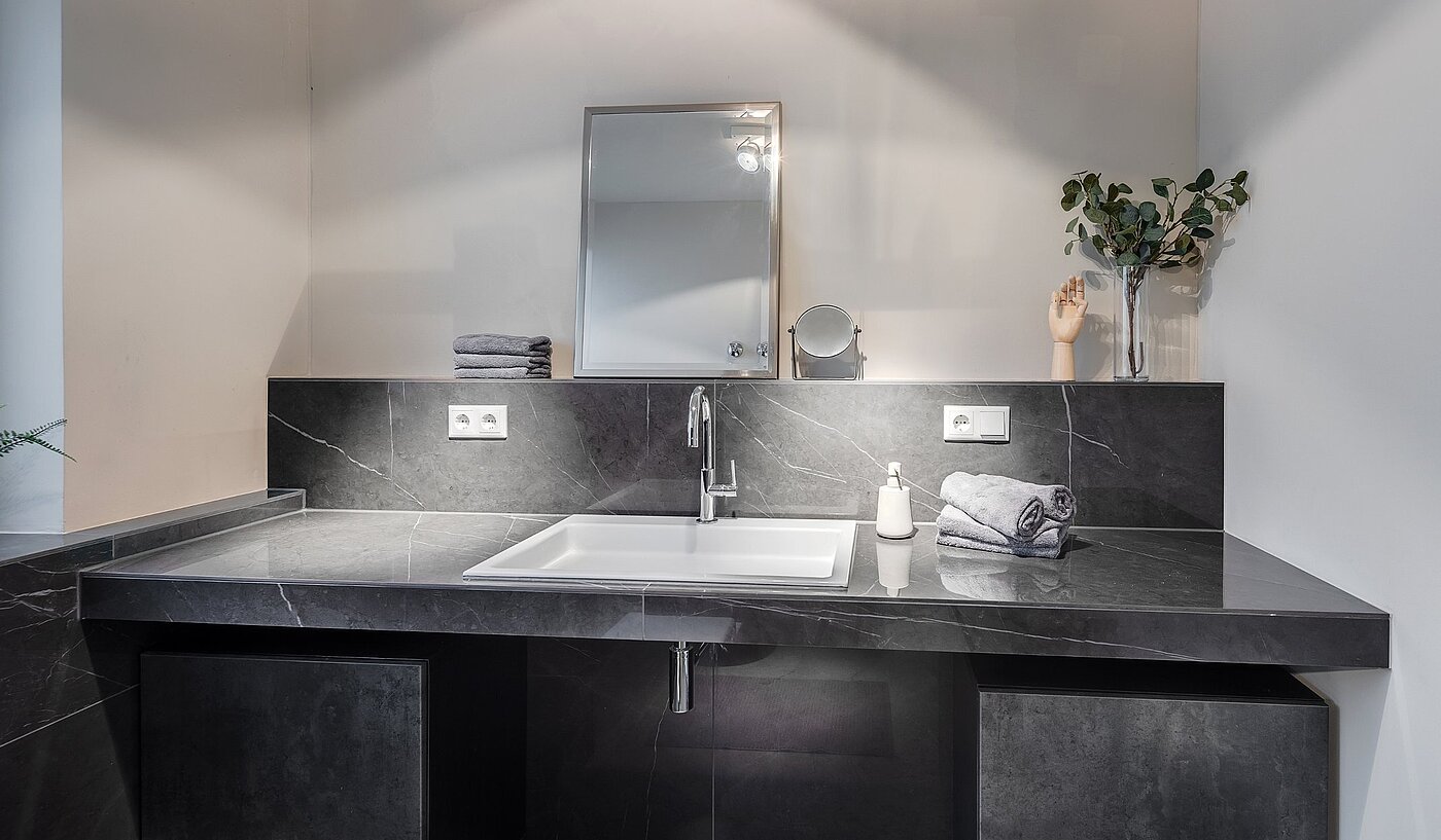 レイズド・グラウンドフロアー（一階が地表よりも高い） 部屋数 2 部屋 | München-Lehel | 2012ML1 | Moderne Ausstattung