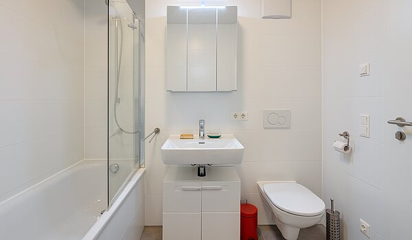 フラット 部屋数 2 部屋 | München-Ramersdorf | 70472 | Schönes Bad
