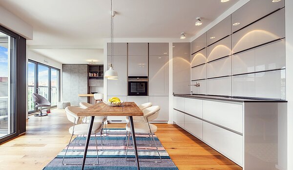 フラット 部屋数 4 部屋 | 1802ML2