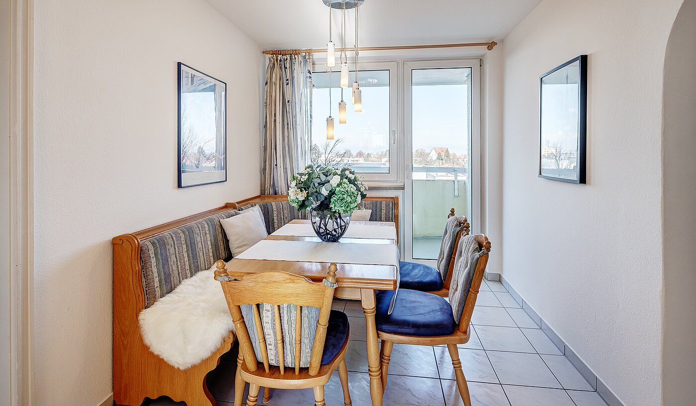 フラット 部屋数 3.5 部屋 | Haar | 2201ML5 | ...Essbereich und...