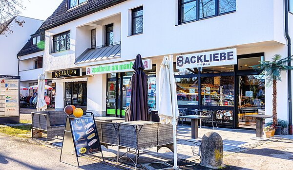 センターハウス 部屋数 5 部屋 | Unterschleißheim | 70187 | Verschiedene Einkaufsmöglichkeiten...