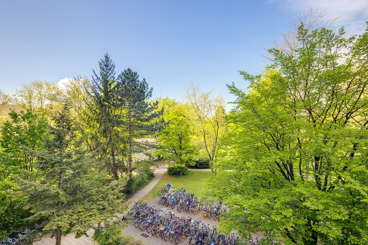 フラット 部屋数 2 部屋 | München-Sendling-Westpark | 2204ML2 | ...Blick auf das parkähnliche Grundstück