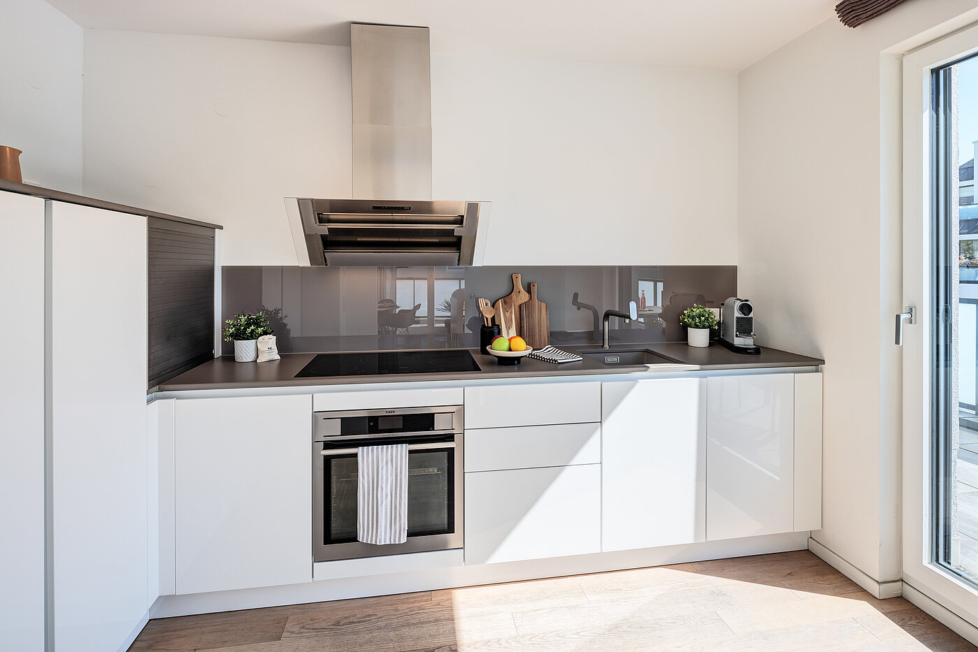 Penthouse 部屋数 2 部屋 | München-Bogenhausen | 70385 | Moderne Einbauküche