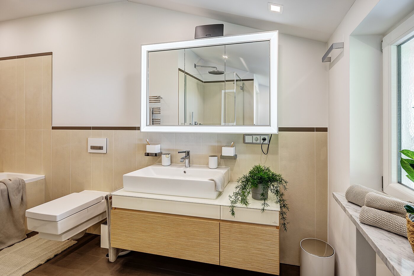 角のテラスハウス 部屋数 3 部屋 | Kreuth | 70037 | ...großem Waschtisch...