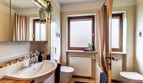 フラット 部屋数 3 部屋 | München-Trudering | 70481 | Tageslichtbad...