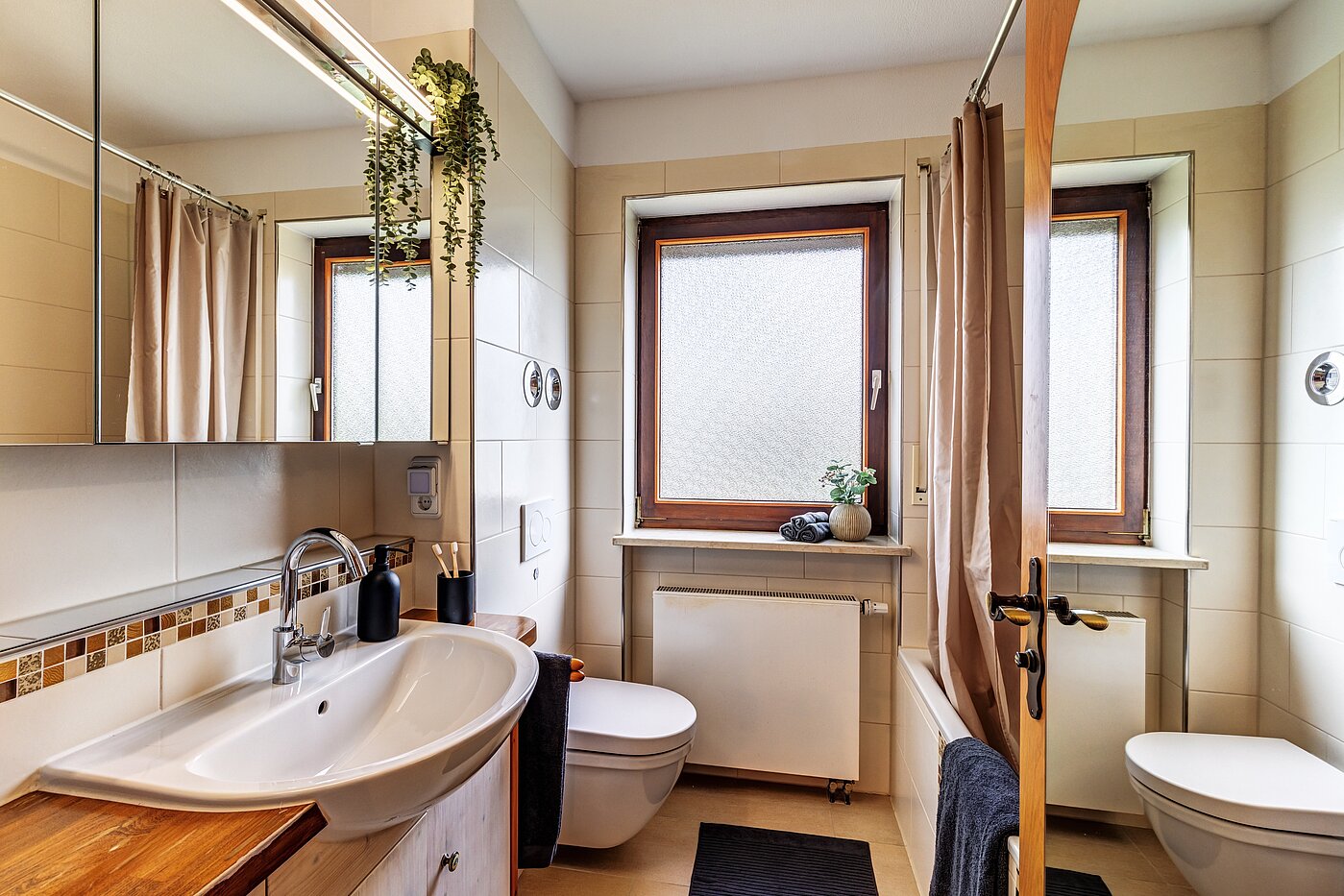 フラット 部屋数 3 部屋 | München-Trudering | 70481 | Tageslichtbad...