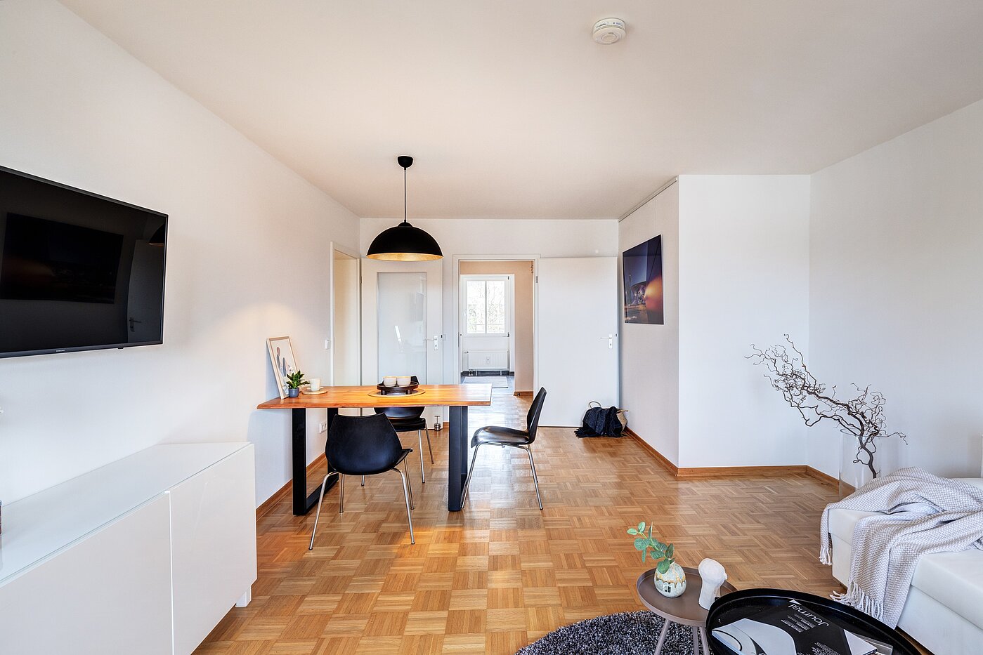 フラット 部屋数 3 部屋 | München-Schwabing | 70299 | Wohn- und Essbereich