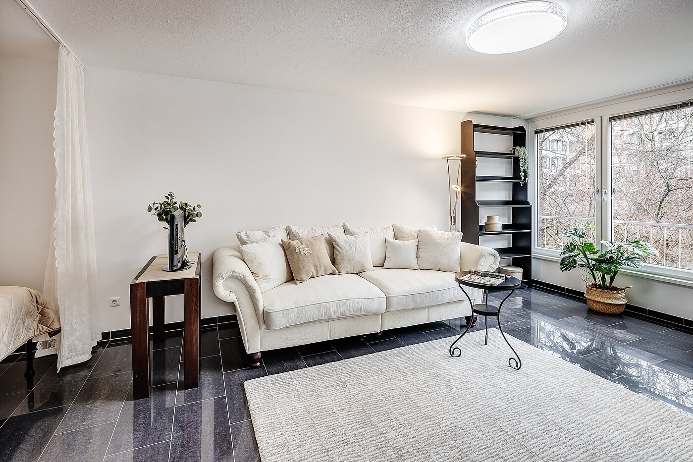 フラット 部屋数 1.5 部屋 | München-Au | 2112ML2 | ...mit großer Fensterfront...