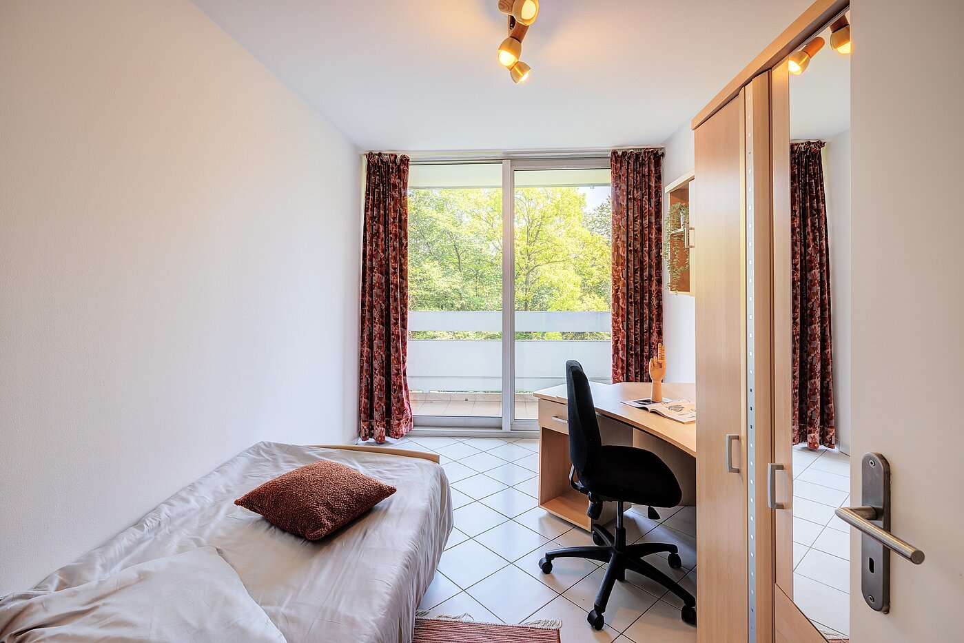 フラット 部屋数 3 部屋 | München-Bogenhausen | 70261 | Arbeitszimmer...