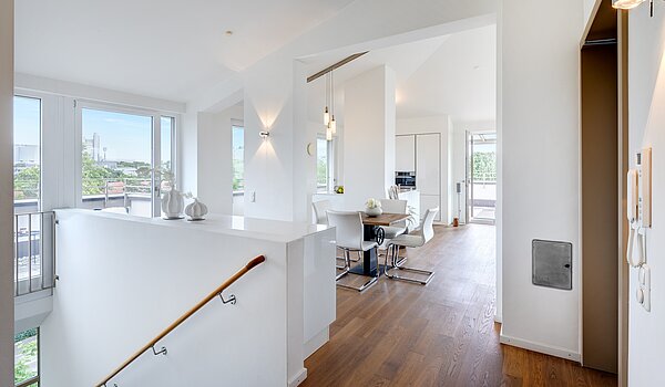 Penthouse 部屋数 3.5 部屋 | München-Oberföhring | 70237 | Eingangsbereich mit...