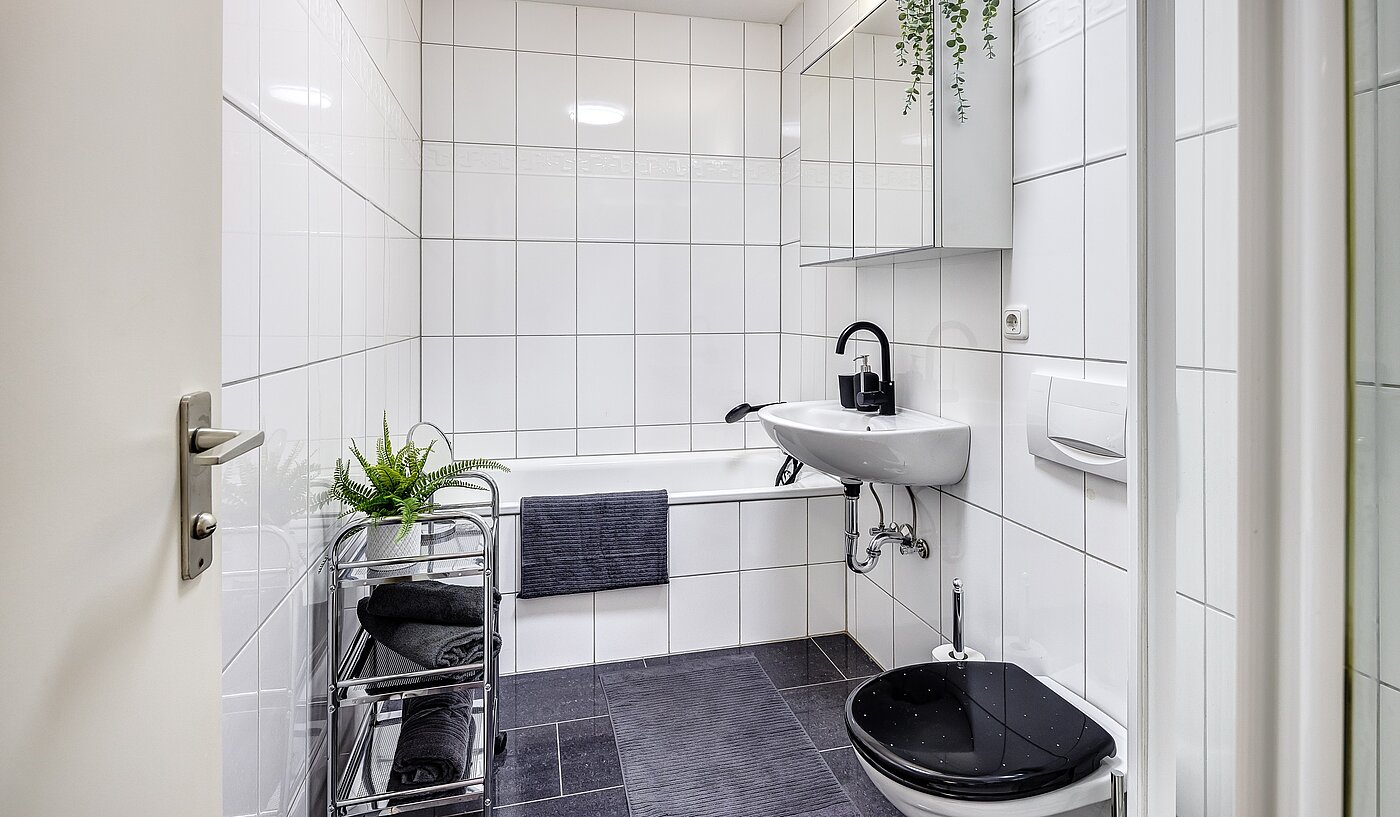 フラット 部屋数 1.5 部屋 | München-Au | 2112ML2 | Bad mit Badewanne...