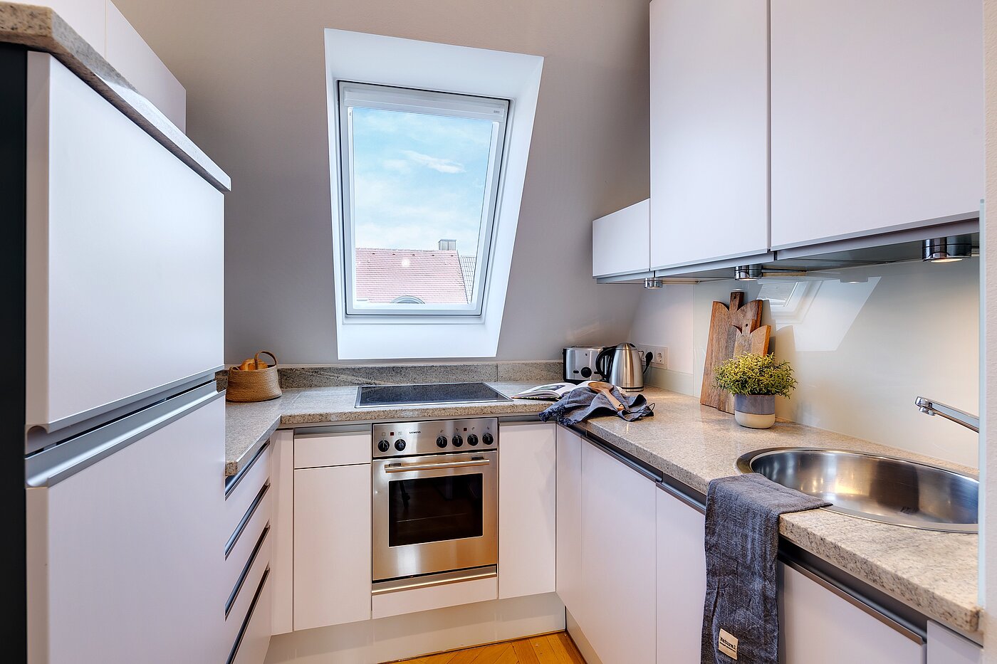 フラット 部屋数 2 部屋 | München-Schwabing | 2208ML2 | Geschmackvolle Einbauküche...