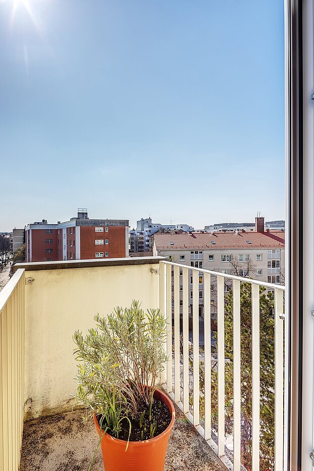 フラット 部屋数 2 部屋 | München-Sendling-Westpark | 2003ML10 | ...und kleinem Balkon